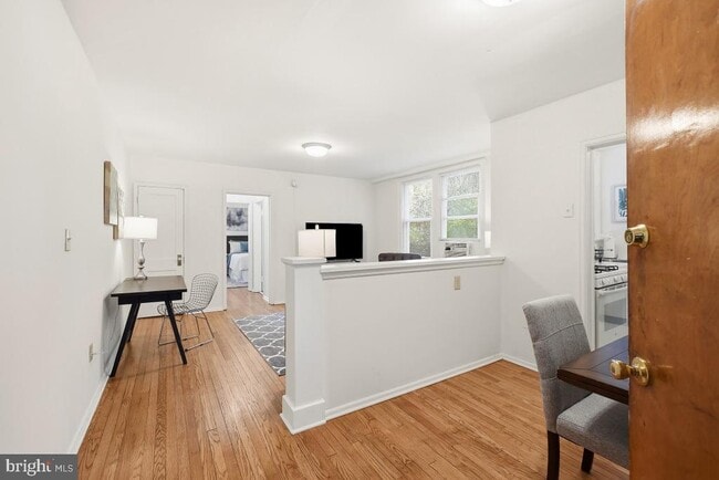 Building Photo - 7607 Eastern Ave NW Unit 102