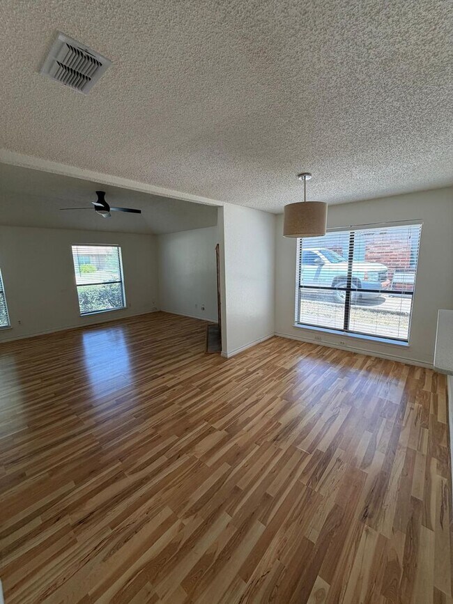 Photo - 3006 Post Oak Dr Unit 3006