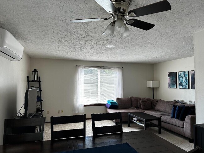 Photo - 339 NW Bailey Ave Unit 339 Bailey