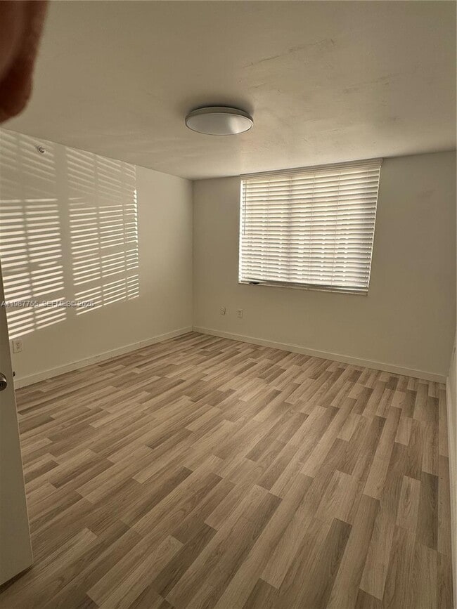 Photo - 2071 Renaissance Blvd