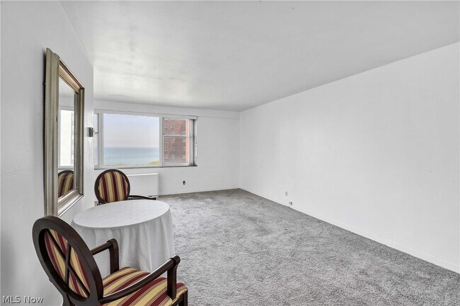 Photo - 11850 Edgewater Dr Unit 619