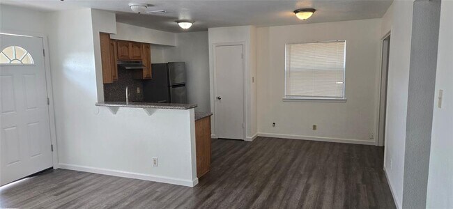 5504 Rose Hill Cir