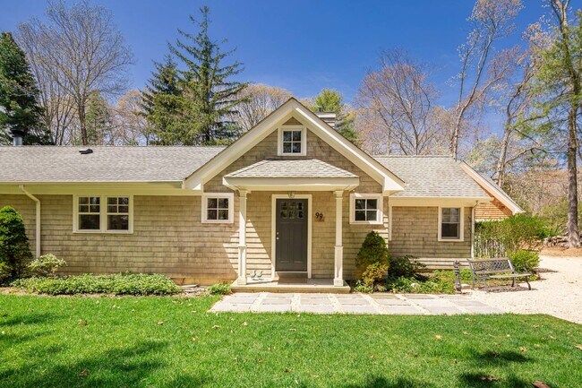 Photo - 99 Oak Ln
