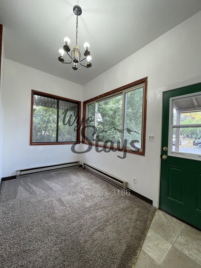 Building Photo - 409 S Brooks St Unit 1