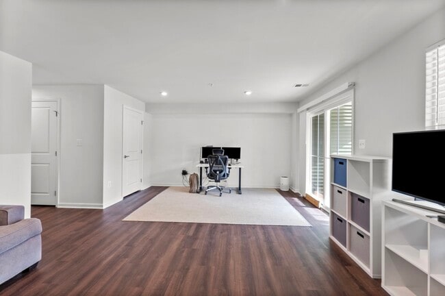 Photo - 2939 Shaws Rd