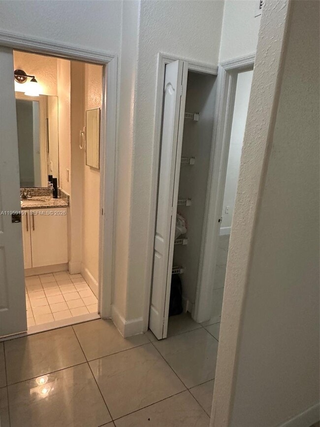 Photo - 2551 SE 16th Terrace Unit 103