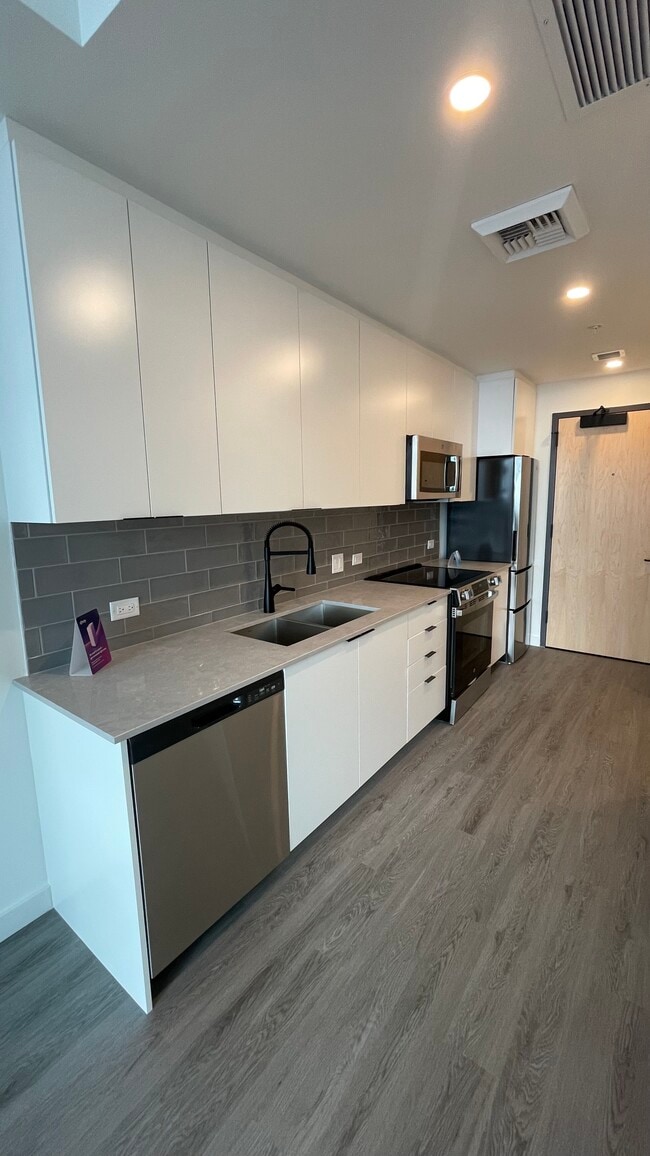 Building Photo - 171 NW 26th St Unit S1 Rental