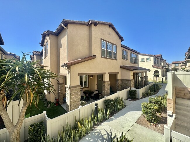 Parc Place Community in Otay Ranch Walking... - Parc Place Community in Otay Ranch Walking... Casa Adosada