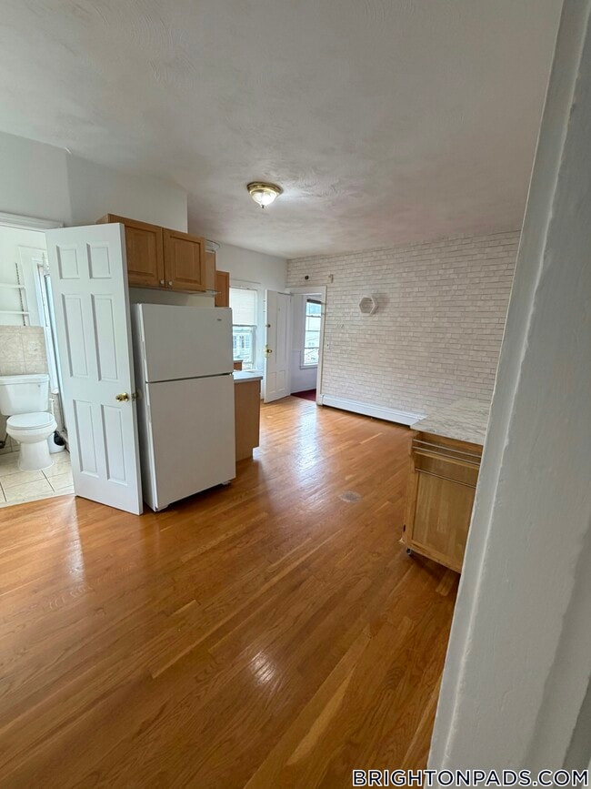 Photo - 11 Snow St Unit 2R