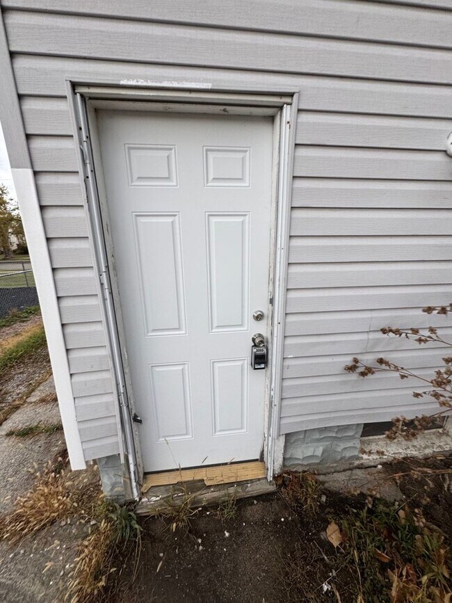 Photo - 117 W 30th St Unit DN -