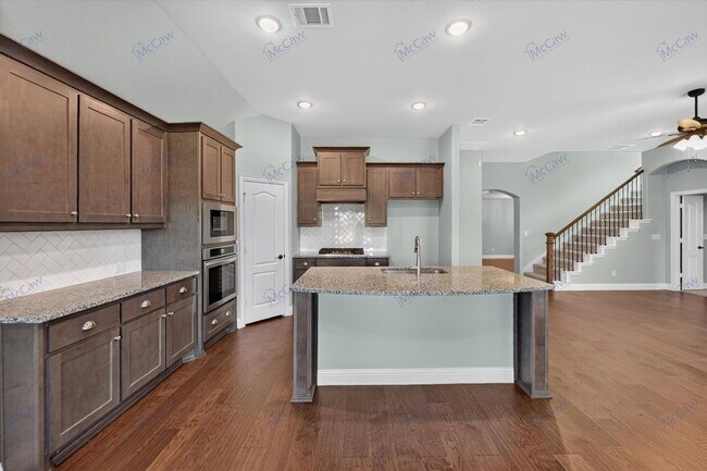 Photo - 1416 Alexander Dr