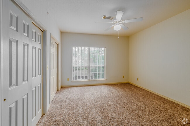 D1THG - 3BR, 2.5BA - 1,545SF - Second Bedroom