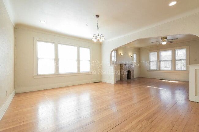 Photo - 1442 Perry St