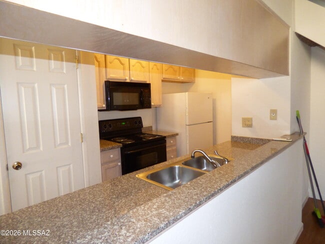 6565 Calle La Paz Unit B