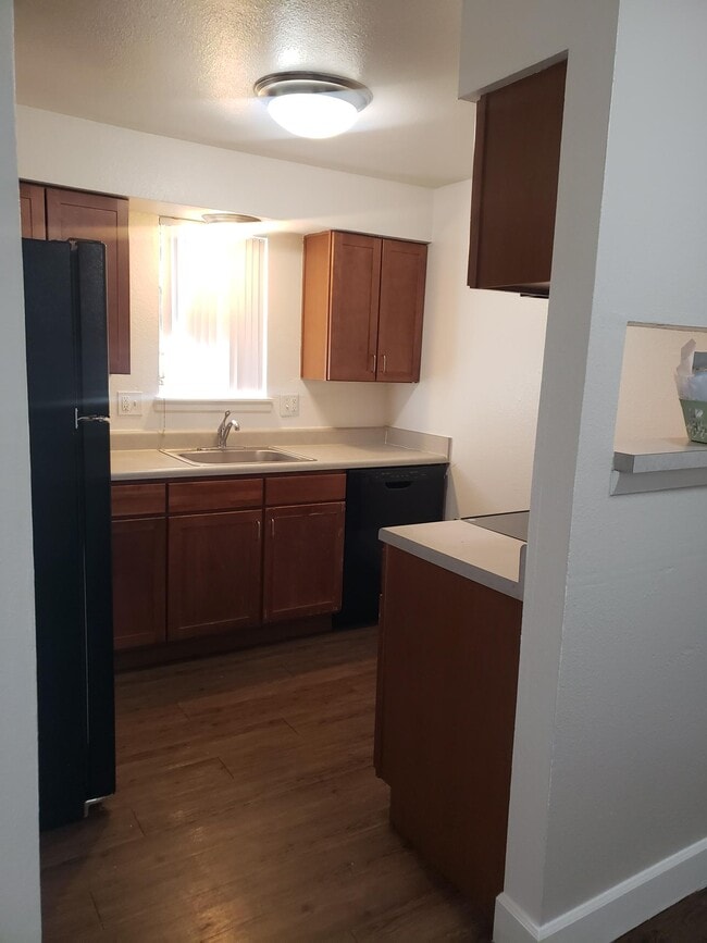 Photo - Aztec Villa Apartments