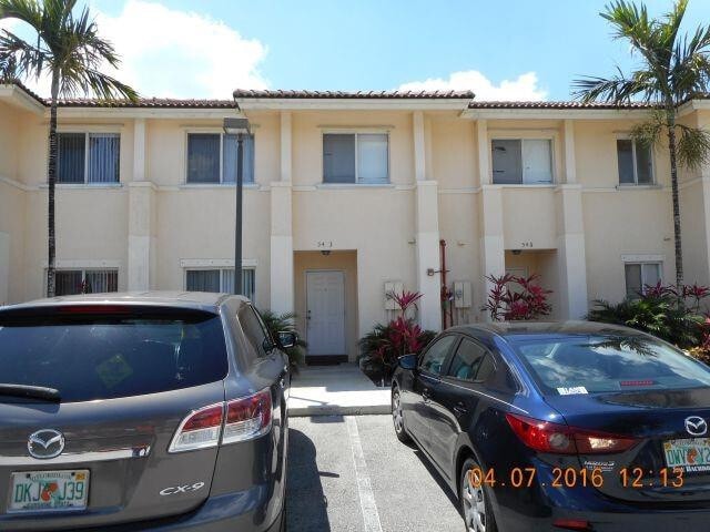 Building Photo - 2950 NW 55th Ave Unit 2A