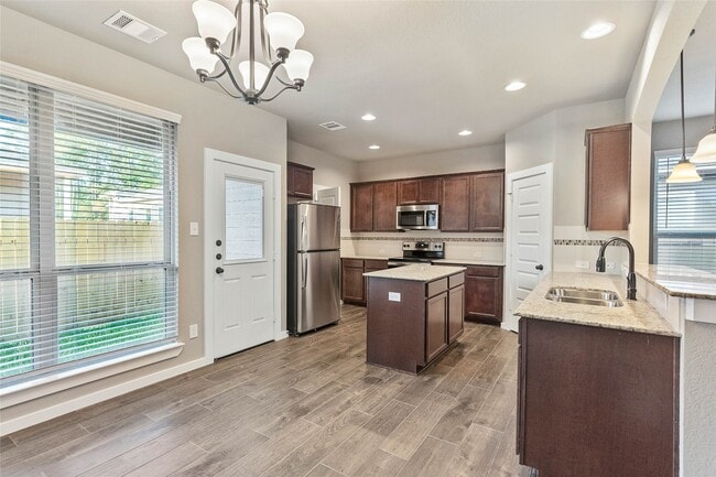 Photo - 217 Oakcrest Rd