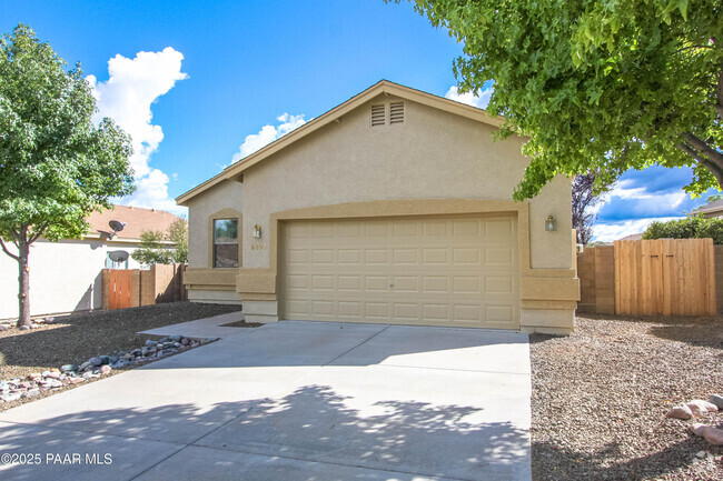 Building Photo - 6893 E Yellowglen Dr Rental