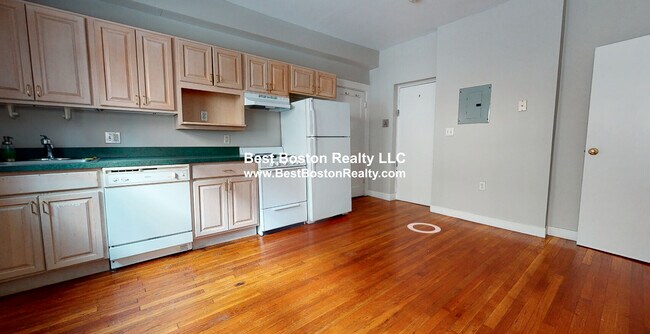 Photo - 20 John F. Kennedy St Unit 3