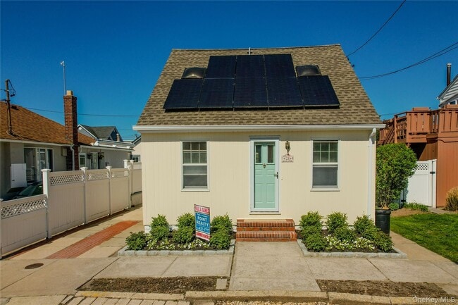 23 Garden City Ave