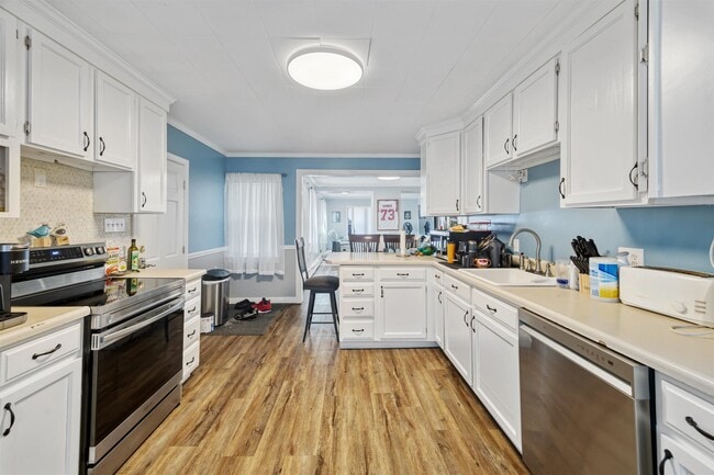 Photo - 429 Cartier St