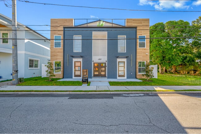 Photo - 527 N Garden Ave Unidad North Furnished 1-1 Full Utilities, Patio