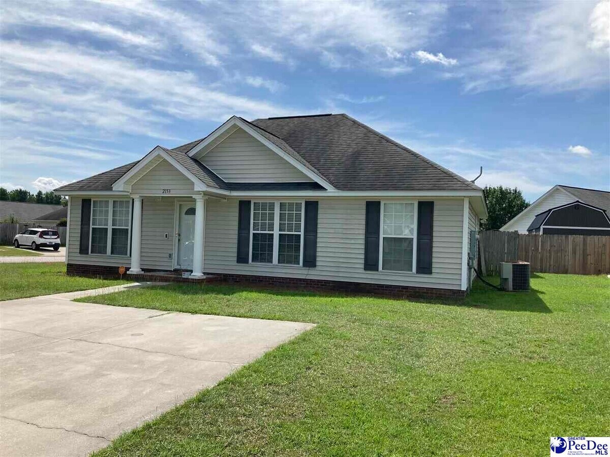 2153 Pathway Rental For Rent in Effingham, SC