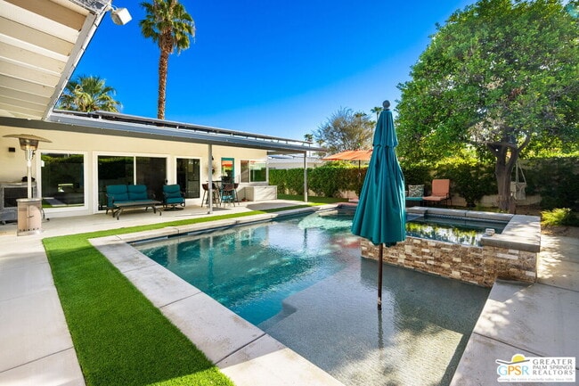 74367 Parosella St