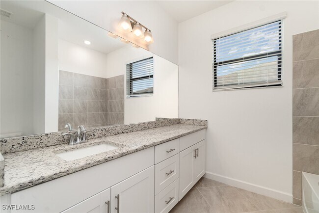 Building Photo - 14220 Pine Lodge Ln