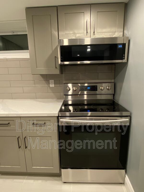 Photo - 369 Applegrove Ave