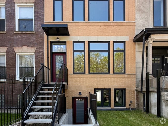 Building Photo - 507 E 60th St Unit 1 Rental