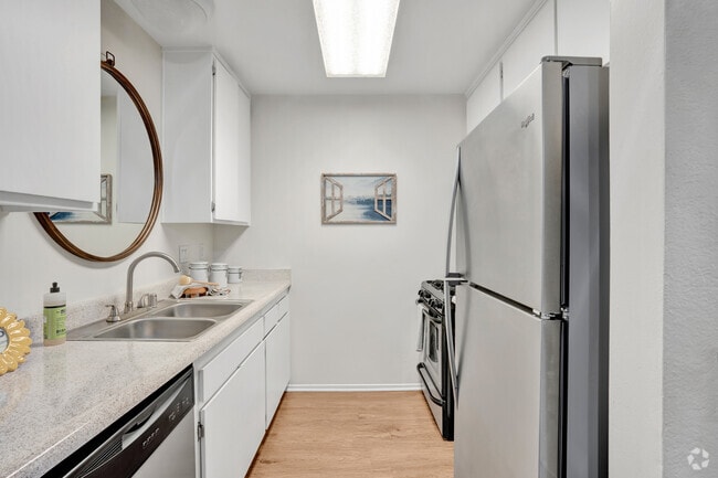 Interior Photo - Upland Village Green