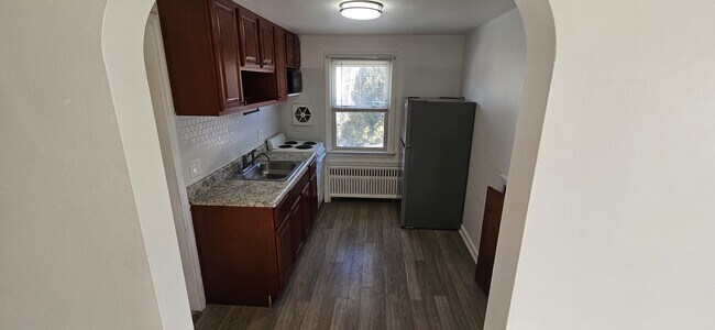 Photo - 421 Myrtle Ave