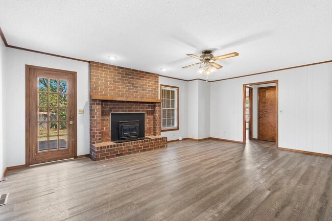 Photo - All-Brick Beauty on a Quiet Cul-de-Sac Nea...