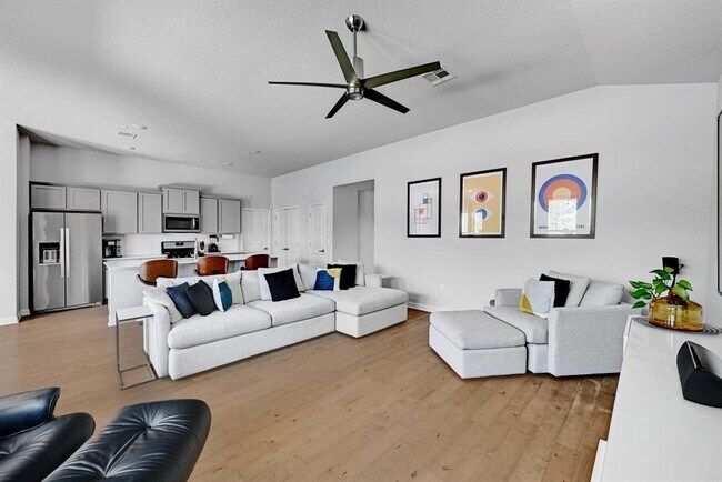 Photo - 8300 Turnberry Ln