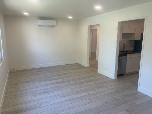 Photo - 800 Kelly Way Unit 816