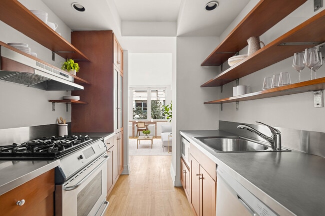 Photo - 65 Washington Street