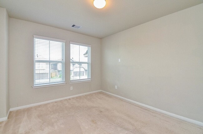 Photo - 5443 Grand View Dr
