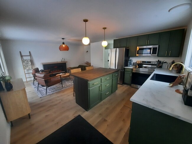 Photo - 389 Center St Unidad Furnished Boho Retreat