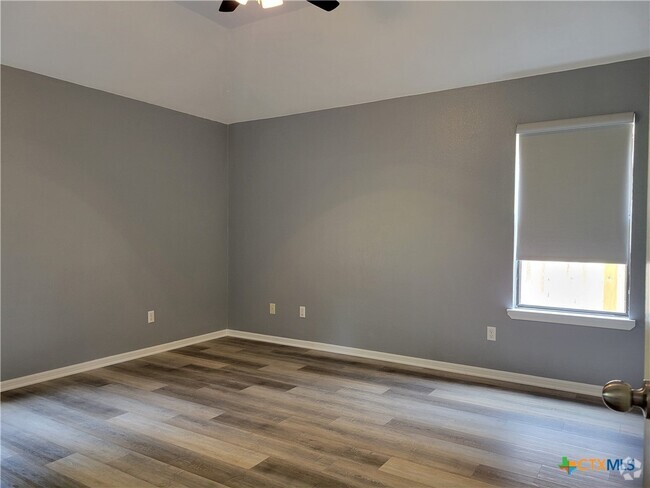 Building Photo - 1104 Lambrusco Dr Rental