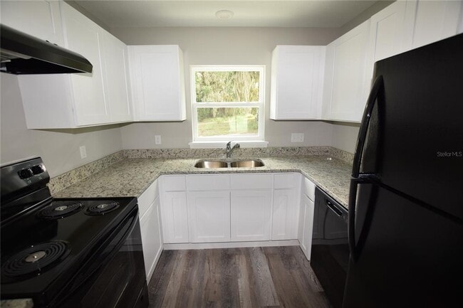 Photo - 220 Danvers St