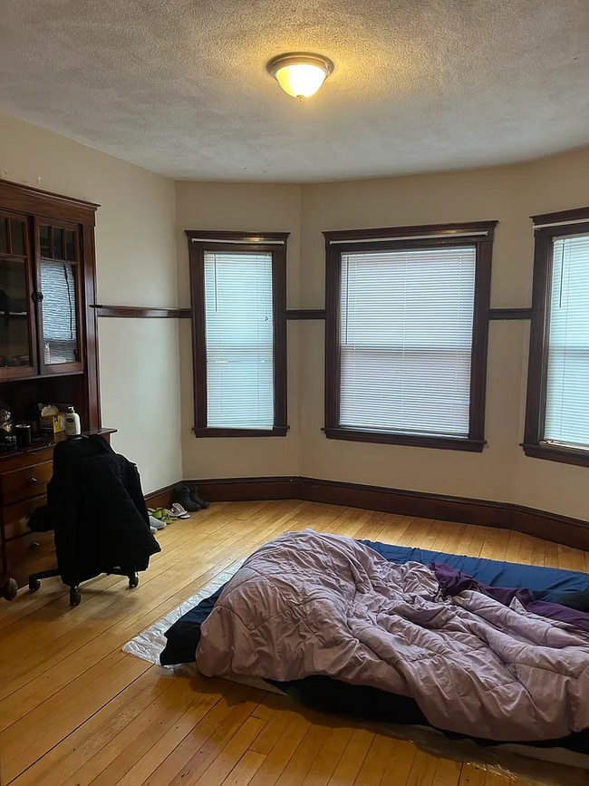 Photo - 61 Frederick Ave Unit 2