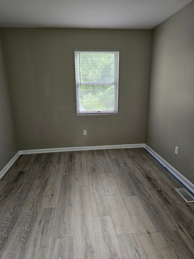 Photo - 2645 Lincoln St