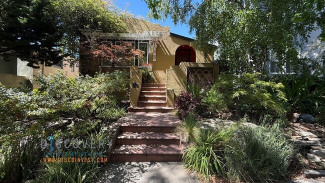Building Photo - Prime Berkeley Location – With ADU & Garde... Rental