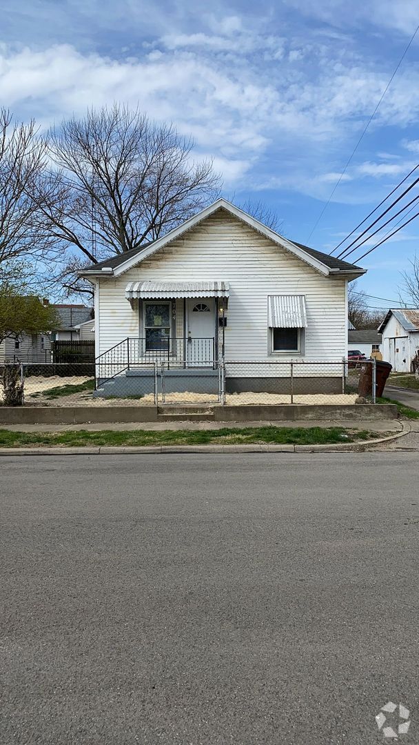 Building Photo - 704 Cleveland St Rental