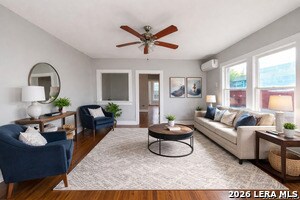 Photo - 538 Kayton Ave