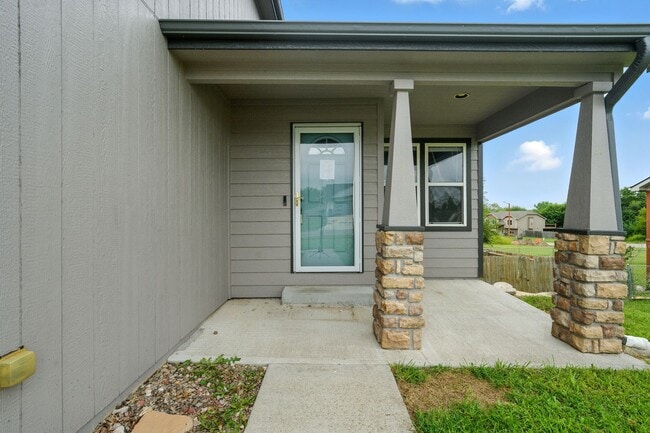 Photo - Beautiful Single Family Home, Sutter Woods...