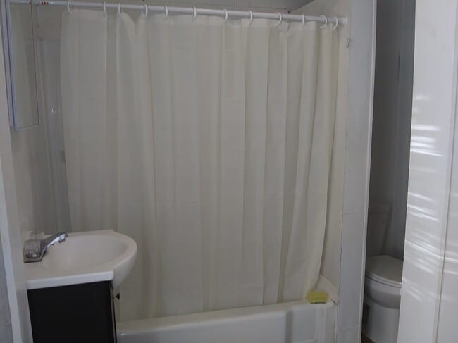 Photo - 11 E State St Unit 2