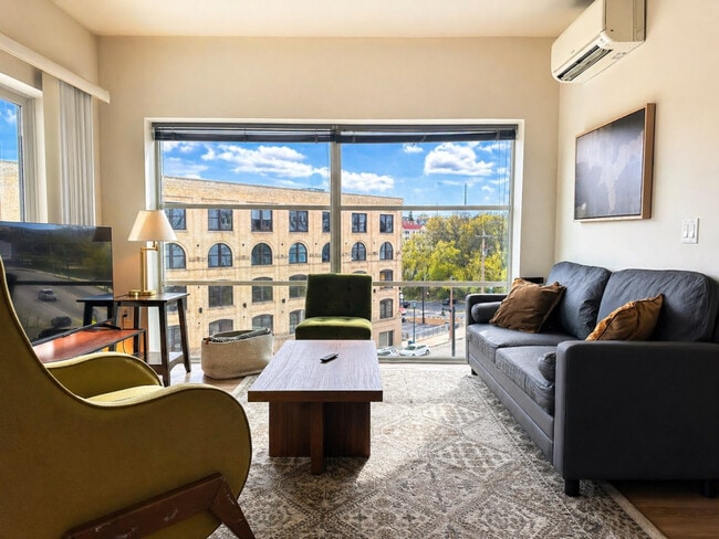 Photo - 1640 N Water St Unit SI ID1379064P
