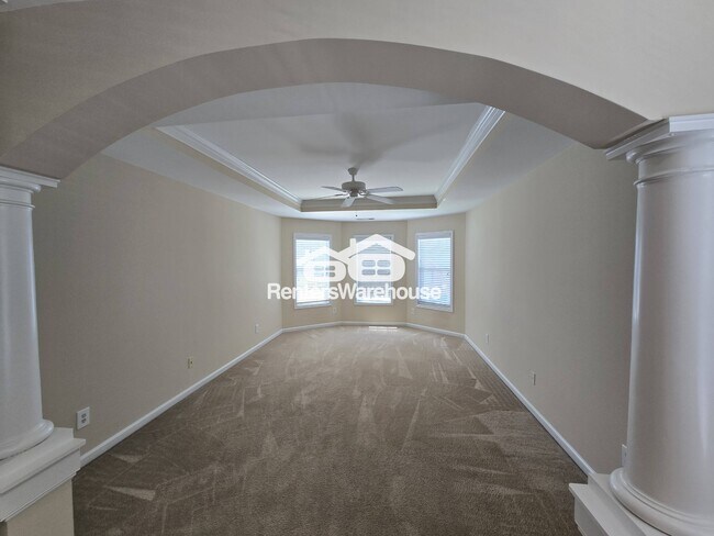 2761 Autumn View Dr